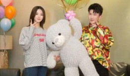 娱乐圈的老年吃瓜,老年吃瓜群众的热议焦点