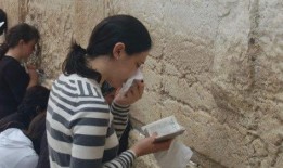 娱乐吃瓜君三个老婆,揭秘他的三位神秘老婆之谜