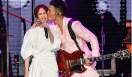 男团结婚爆料视频,甜蜜婚礼幕后揭秘