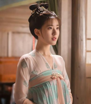 娱乐圈吃瓜赵露思是谁啊,娱乐圈新晋小花，吃瓜群众热议的焦点人物