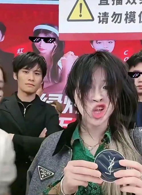 娱乐圈吃瓜小杨哥是谁啊,揭秘神秘网络红人背后的故事
