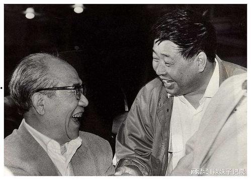 娱乐吃瓜博主前十名,盘点十大热门吃瓜博主，揭秘明星幕后故事