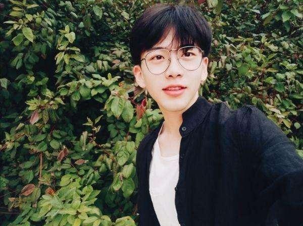 吃瓜娱乐微博博主叫什么,揭秘娱乐圈幕后故事